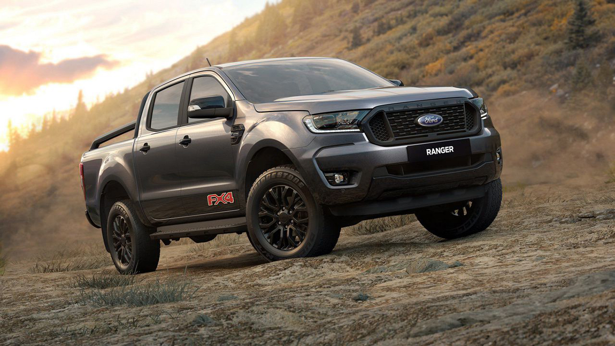 Xe bán tải Ford Ranger lọt top xe bán chạy tại Việt Nam.