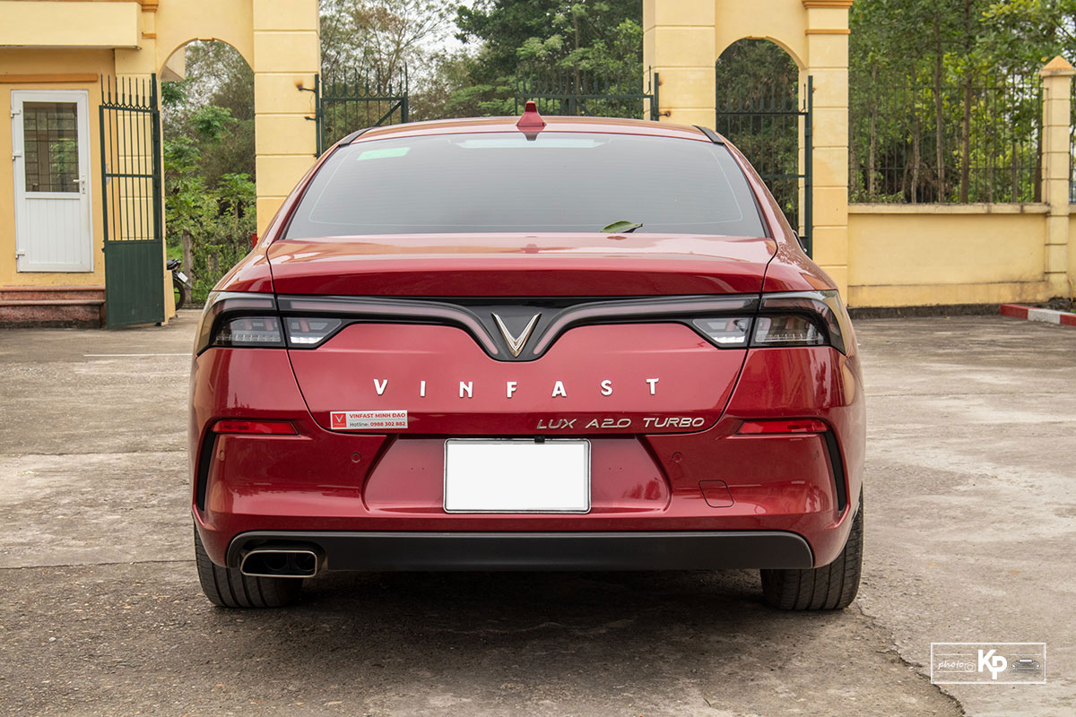 Người dùng đánh giá xe VinFast Lux A2.0 a11