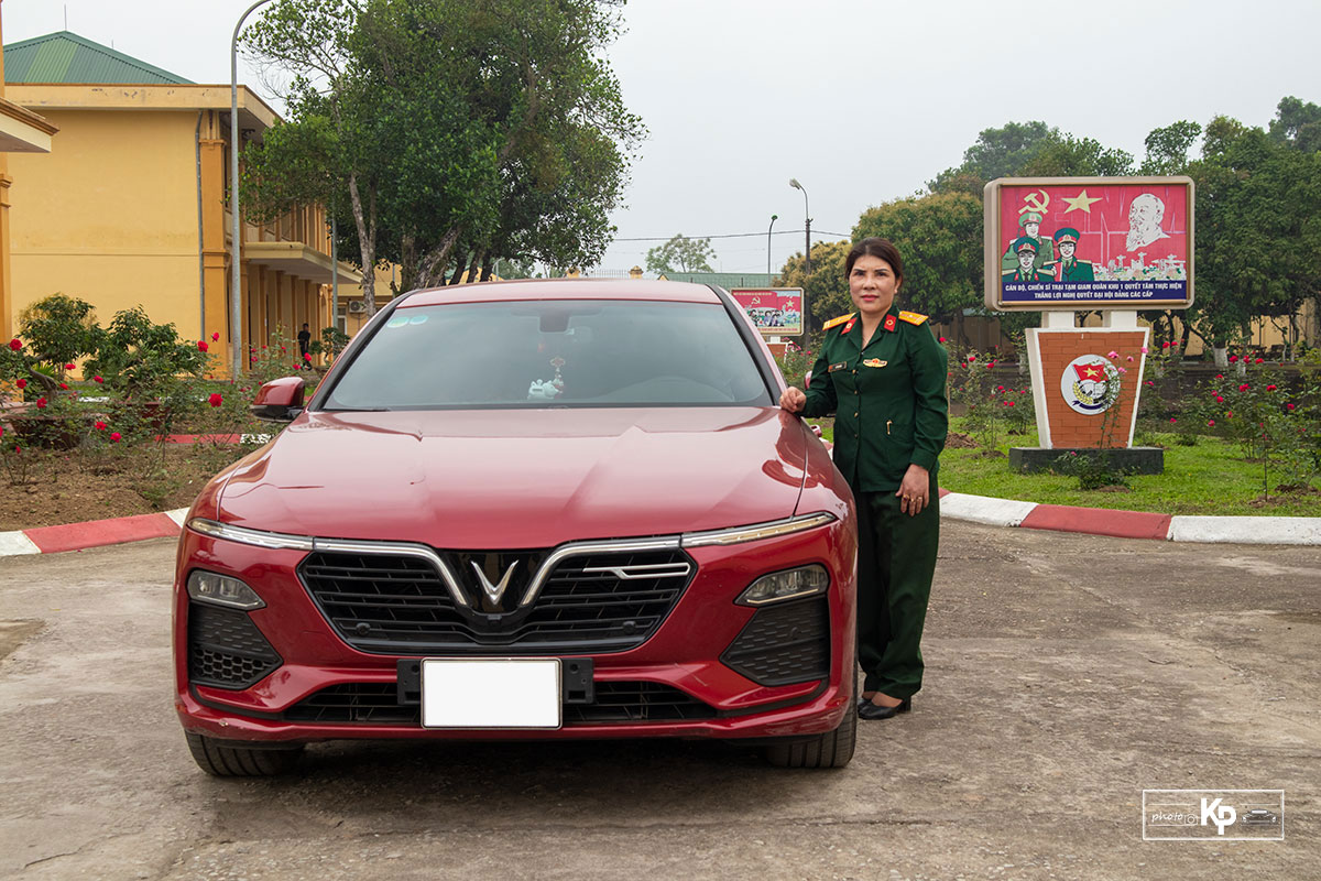 Người dùng đánh giá xe VinFast Lux A2.0 a7