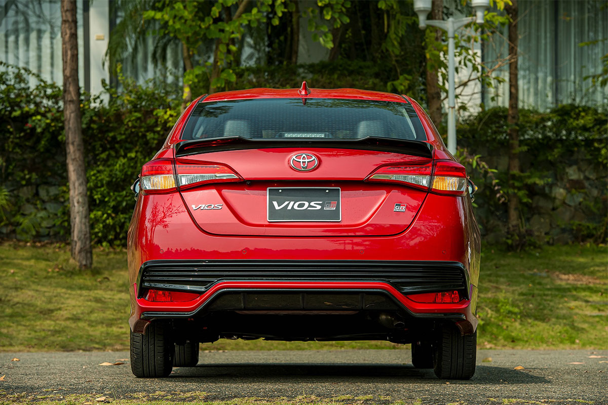 Vios 2021 với những cải tiến vượt trội về thiết kế, mang đến diện mạo trẻ trung hơn,.