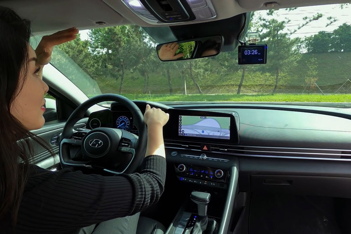 Người đầu ti&ecirc;n "b&oacute;c tem" c&ugrave;ng l&uacute;c Kia Cerato 2022 v&agrave; Hyundai Elantra 2022, so găng mọi g&oacute;c cạnh a13