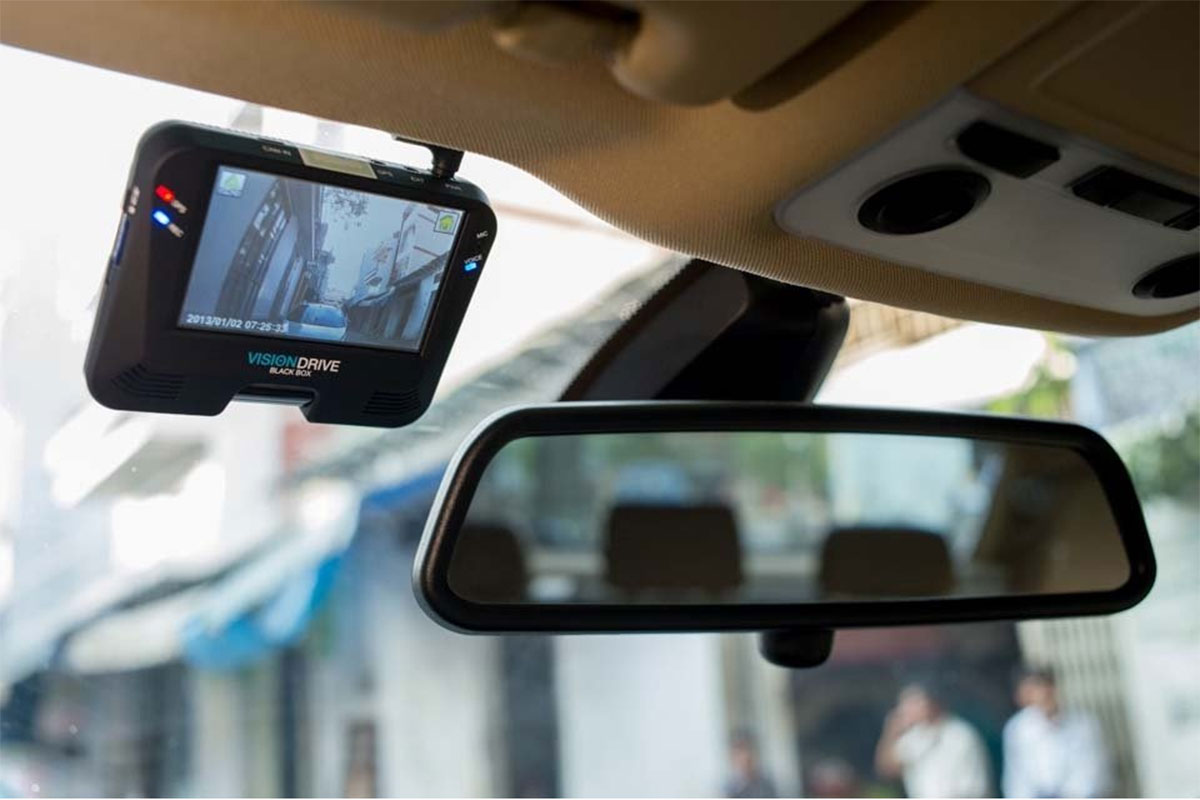 C&aacute;c phương tiện kinh doanh vận tải phải thực hiện việc lắp camera xong trước ng&agrave;y 1/7.
