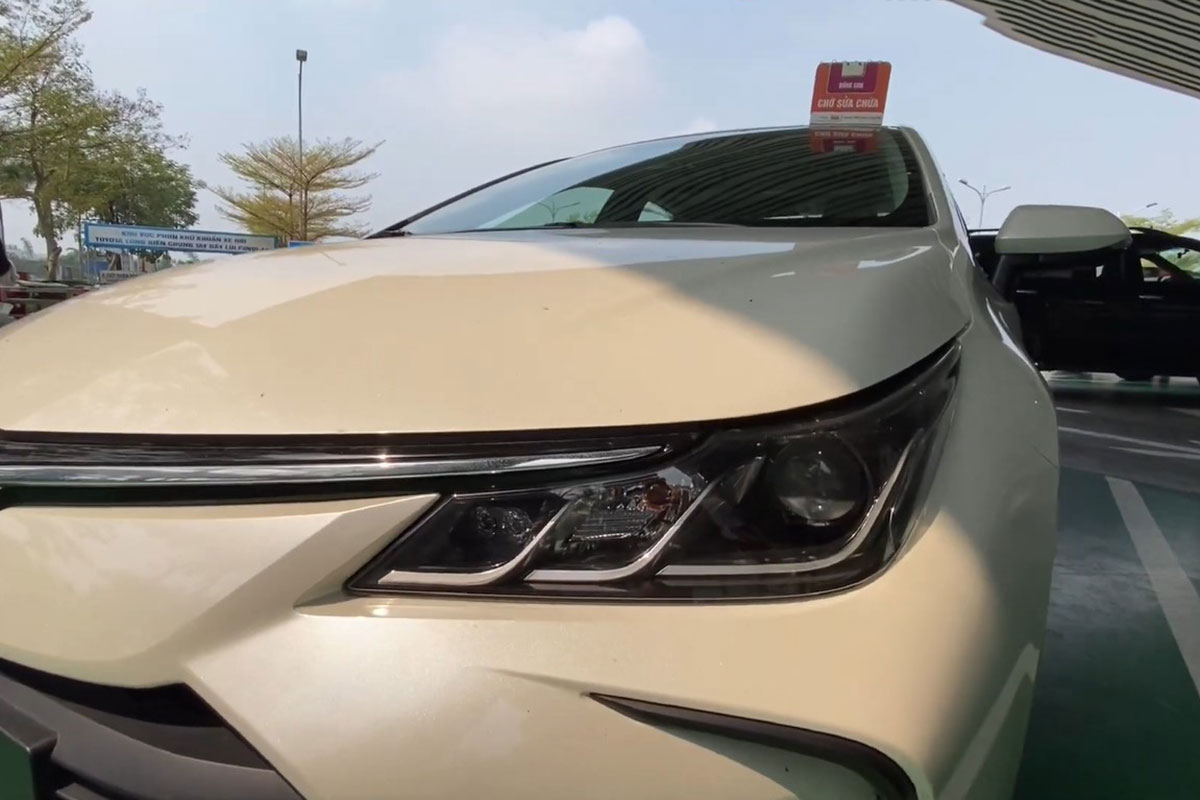 Video Toyota Corolla Altis 2022 bất ngờ xuất hiện tại Việt Nam a3