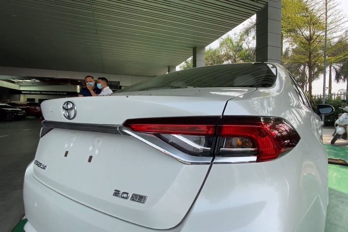 Video Toyota Corolla Altis 2022 bất ngờ xuất hiện tại Việt Nam a4