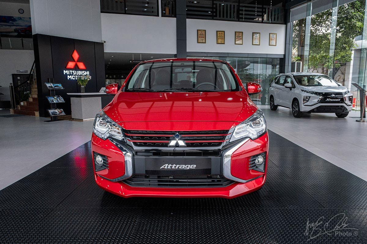 Mitsubishi Attrage có giá bán dao động từ 375 - 485 triệu đồng.