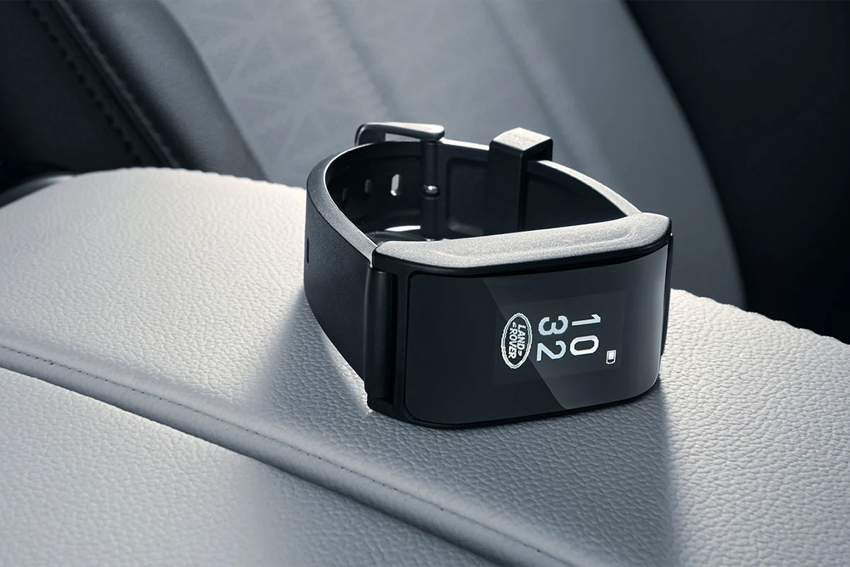 Evoque Lcòn được trang bị cụm đồng hồ kỹ thuật số 10,2 inch.