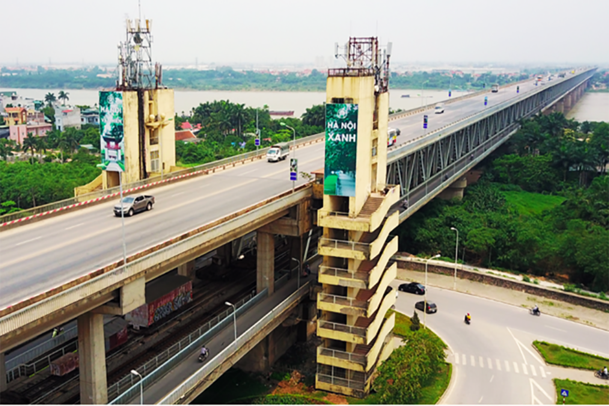 Kh&ocirc;ng được ph&eacute;p vượt xe tr&ecirc;n cầu, đoạn đường cong, đường giao nhau....
