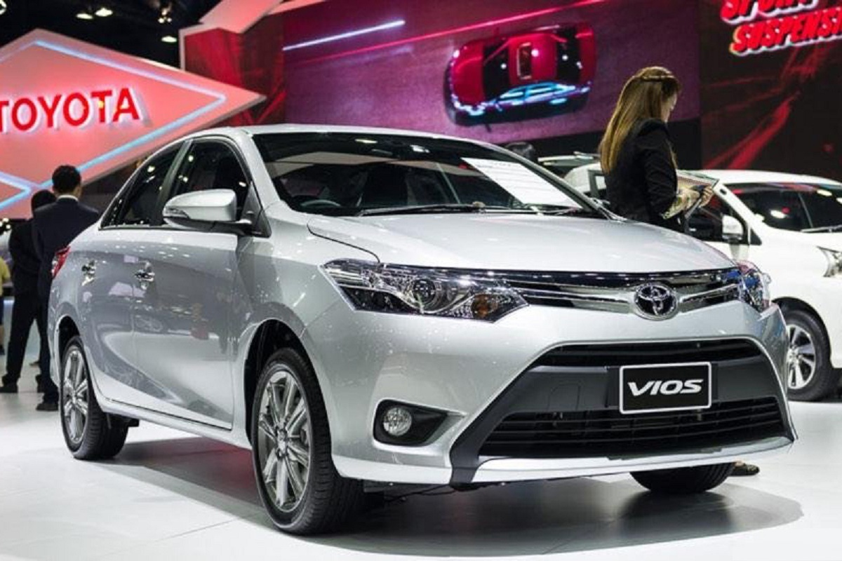 Toyota Vios 2017 cũ gi&aacute; từ 350 giao dịch s&ocirc;i động, vượt Hyundai Accent về lượt t&igrave;m kiếm 1