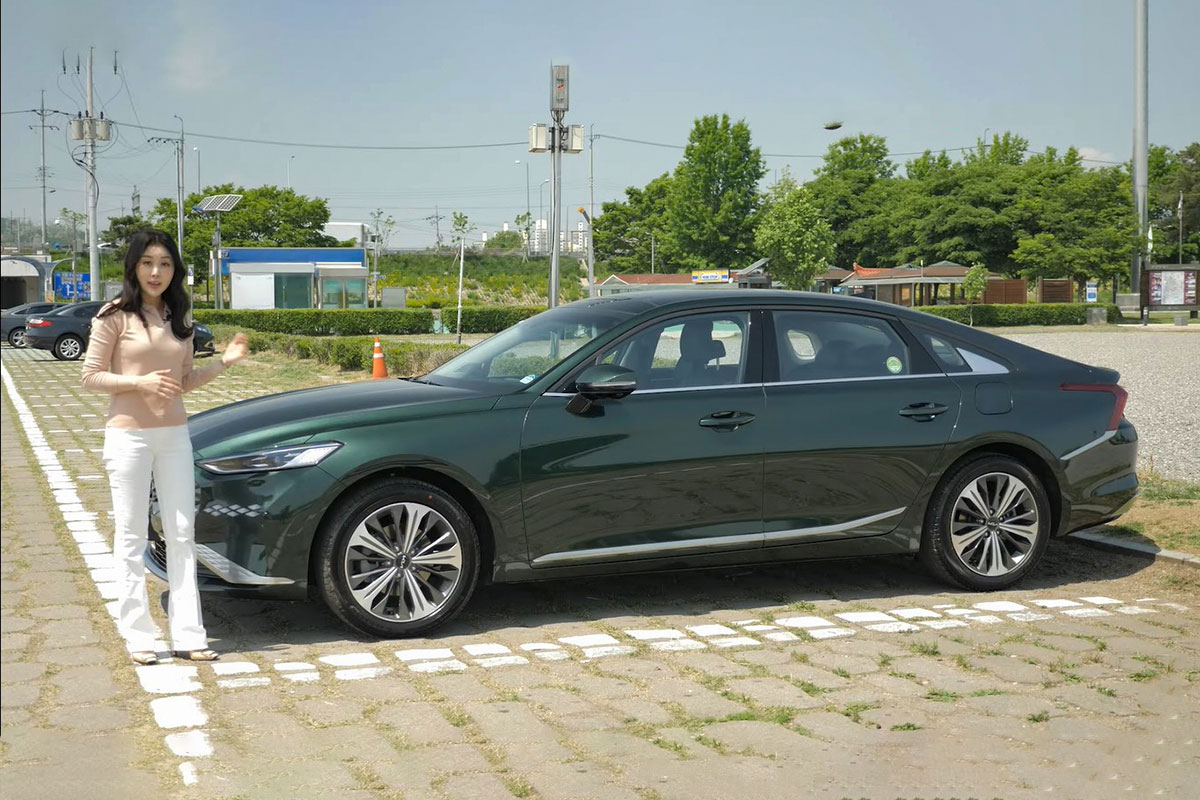 "Mục sở thị" Kia K8 2021 ngo&agrave;i đời thực: Đẹp kh&ocirc;ng g&oacute;c chết, đối thủ lớn của Mercedes-Benz E-Class a5