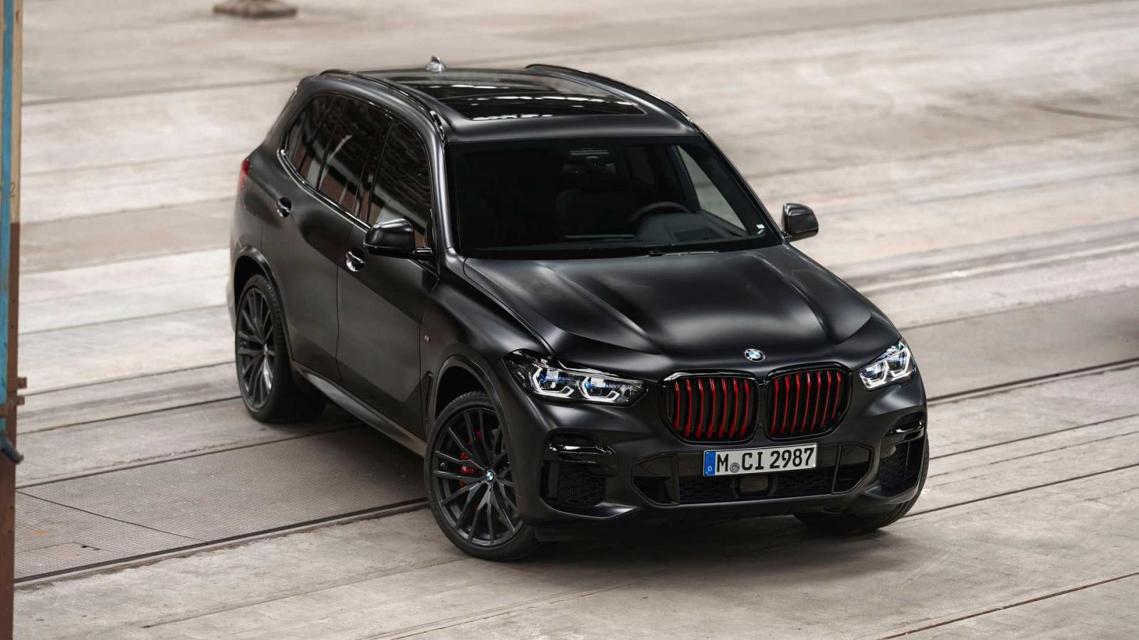 BMW X5 Black Vermilion 2022 cực kỳ hấp dẫn.
