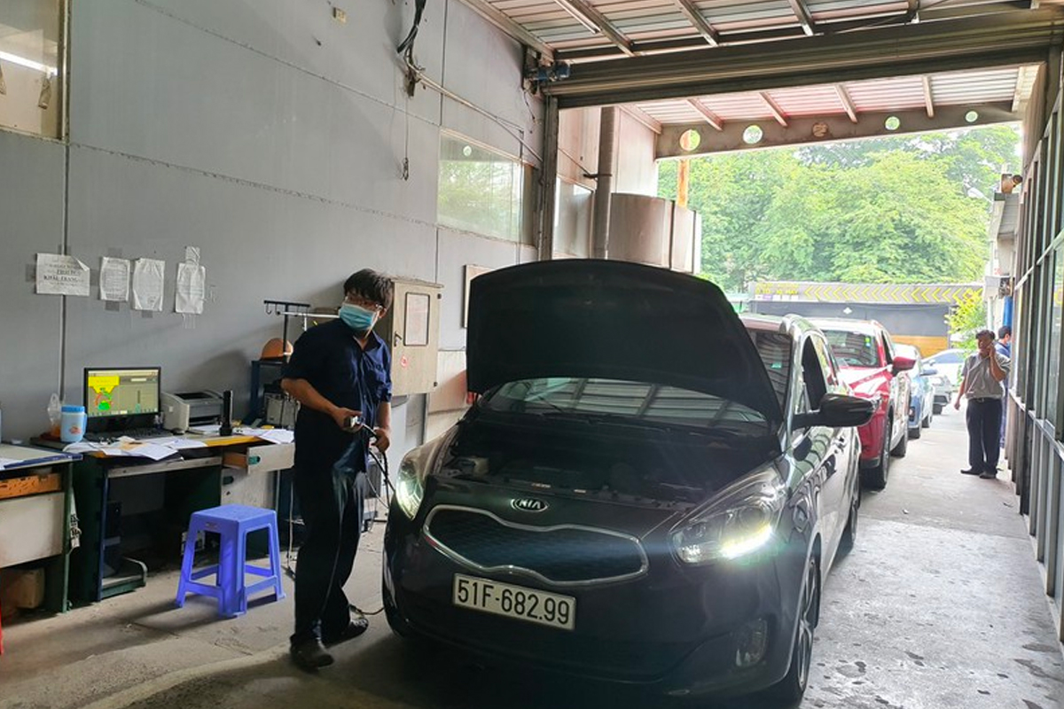 Hiện tại c&oacute; một số lượng lớn &ocirc; t&ocirc; đ&atilde; qu&aacute; hạn đăng kiểm tại nhiều địa b&agrave;n tỉnh, th&agrave;nh phố kh&aacute;c nhau