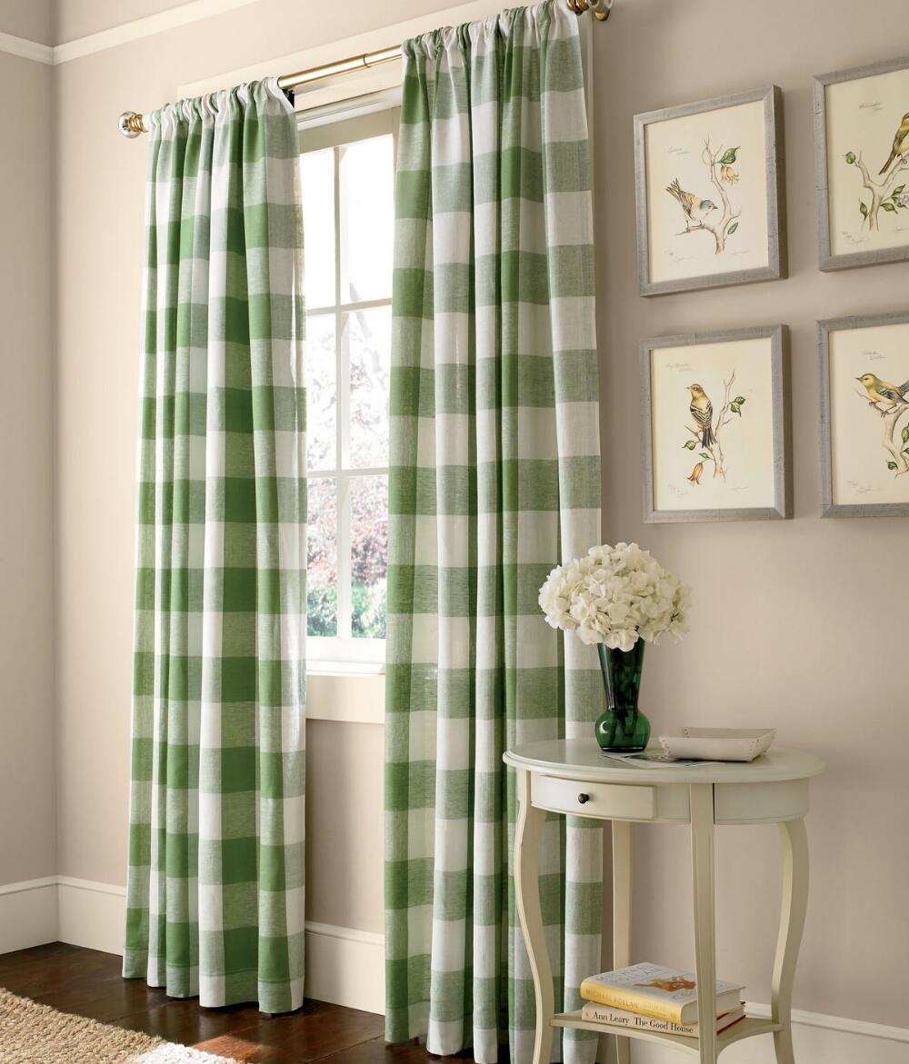 r&egrave;m cửa sổ caro