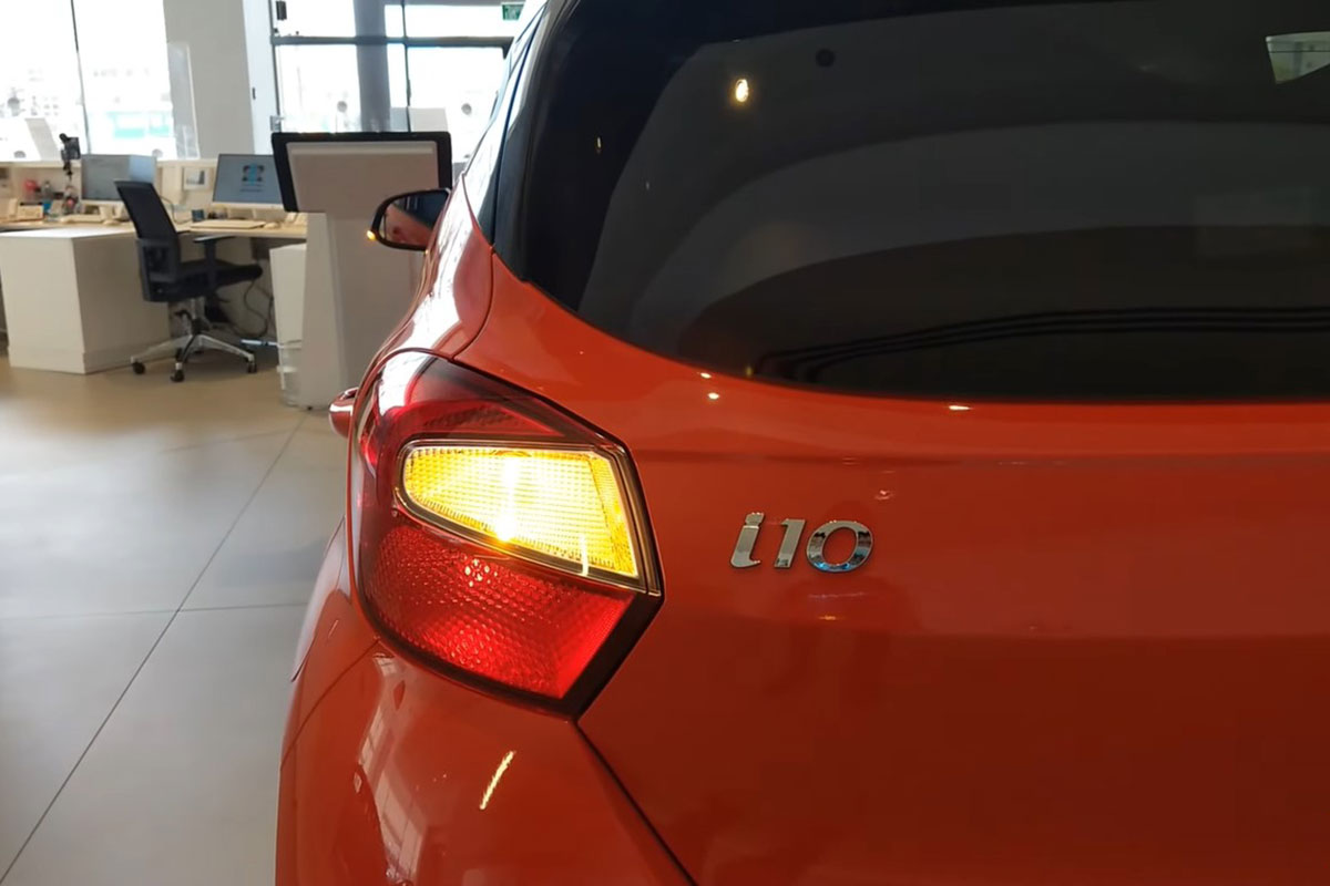 Trải nghiệm thực tế Hyundai Grand i10 2021 tại đại lý: Nhiều thay đổi để tìm lại vị thế dẫn đầu 5 Trải nghiệm thực tế Hyundai Grand i10 2021 tại đại lý: Nhiều thay đổi để tìm lại vị thế dẫn đầu a5