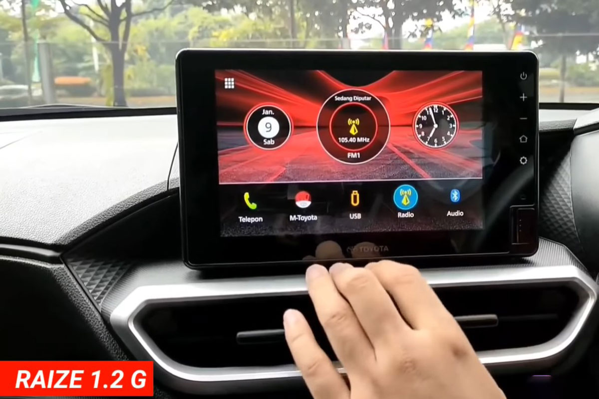 "B&oacute;c t&aacute;ch" hai bản Toyota Raize 2021, c&oacute; đủ hấp dẫn đấu Kia Sonet? a14