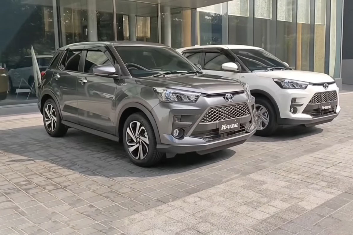 "B&oacute;c t&aacute;ch" hai bản Toyota Raize 2021, c&oacute; đủ hấp dẫn đấu Kia Sonet? a1