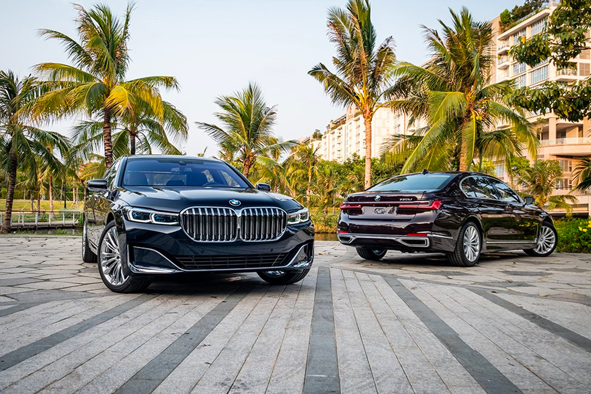 BMW 7-Series giảm gi&aacute; hơn nửa đồng, trước thềm 'Mẹc' S-Class 2021 sắp ra mắt Việt Nam.
