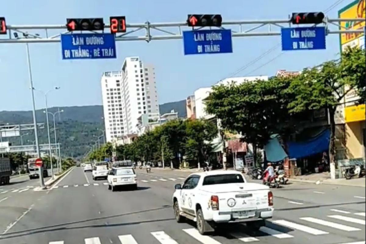 không chấp hành tín hiệu của đèn giao thông