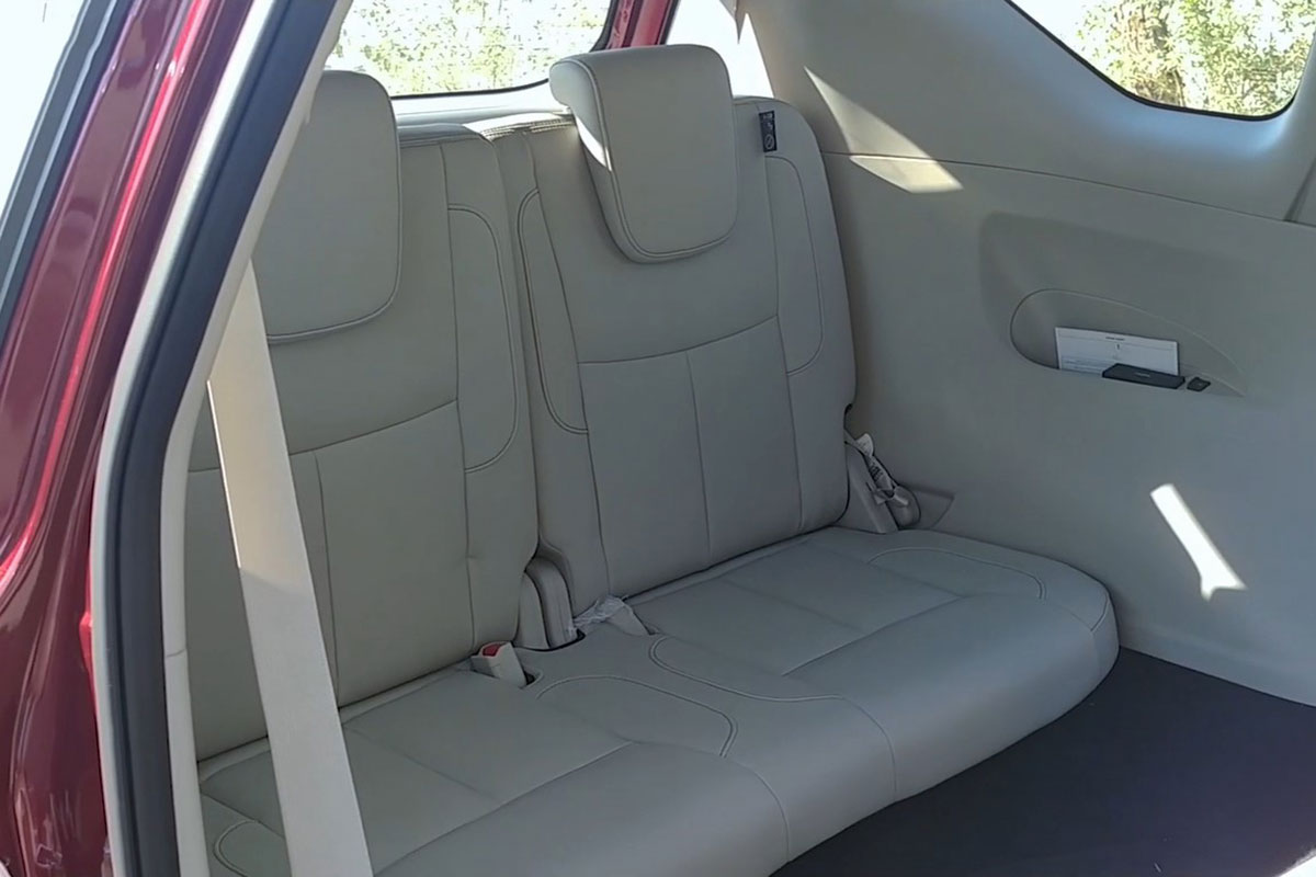 Đánh giá xe Nissan Terra 2021: Ghế ba Ảnh Ghế ba xe Nissan Terra 2021