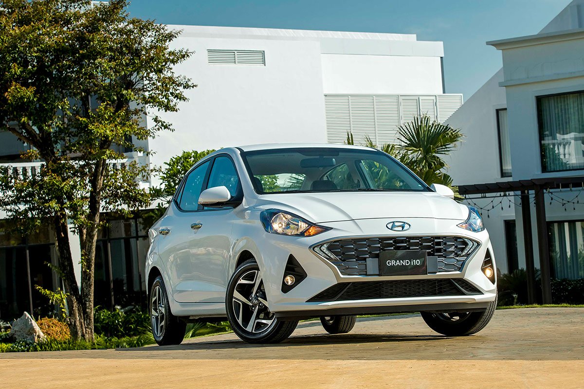 Gi&aacute; lăn b&aacute;nh xe Hyundai Grand i10 2021 tạm t&iacute;nh 400-500 triệu, cơ hội n&agrave;o lật đổ Fadil 1