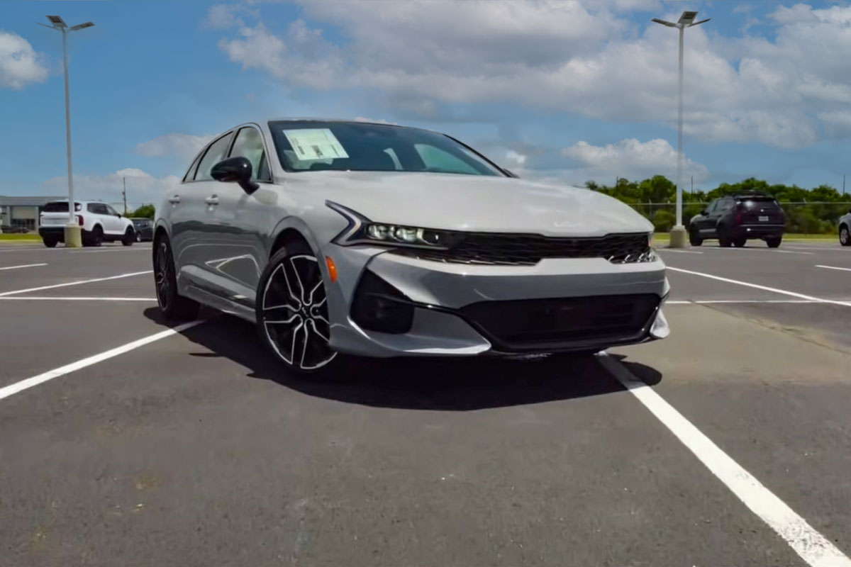 Người Việt đánh giá chi tiết Kia K5 2021: Đại lý Việt Nam nhận cọc, sắp ra mắt chính thức 1 Người Việt đánh giá chi tiết Kia K5 2021: Đại lý Việt Nam nhận cọc, sắp ra mắt chính thức a1