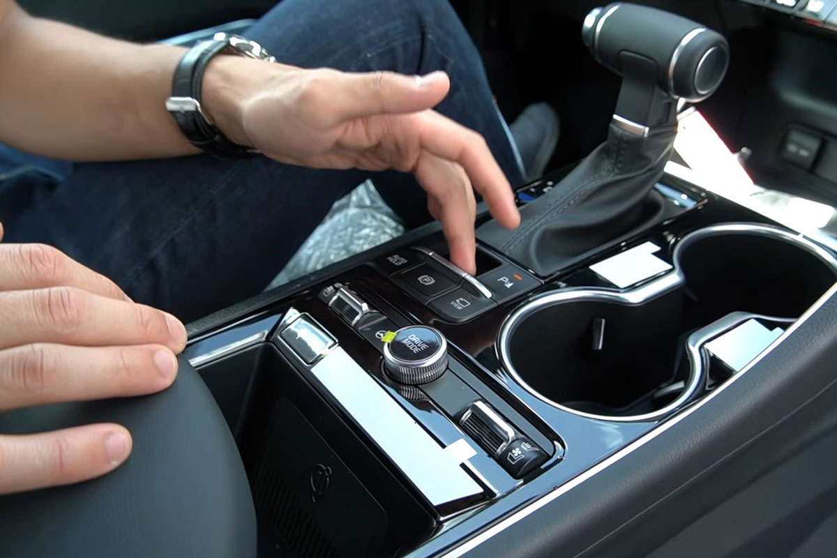 Người Việt đánh giá chi tiết Kia K5 2021: Đại lý Việt Nam nhận cọc, sắp ra mắt chính thức 13 Người Việt đánh giá chi tiết Kia K5 2021: Đại lý Việt Nam nhận cọc, sắp ra mắt chính thức a13