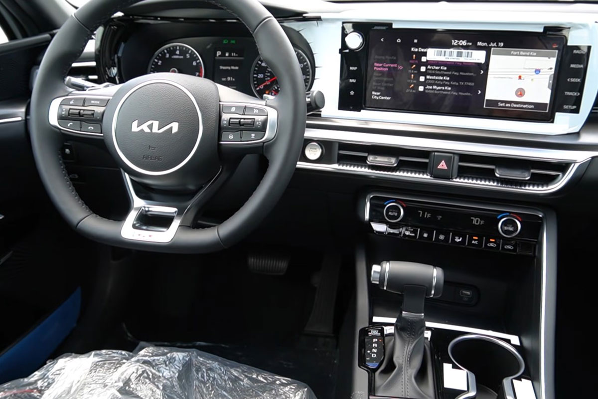 Người Việt đánh giá chi tiết Kia K5 2021: Đại lý Việt Nam nhận cọc, sắp ra mắt chính thức 10 Người Việt đánh giá chi tiết Kia K5 2021: Đại lý Việt Nam nhận cọc, sắp ra mắt chính thức a10