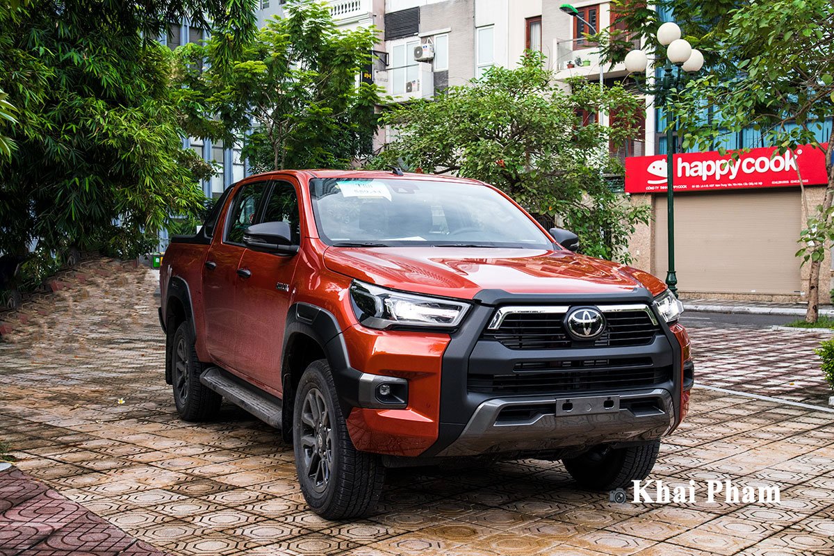 So với các đối thủ khác, Toyota Hilux có ít ưu đãi hơn