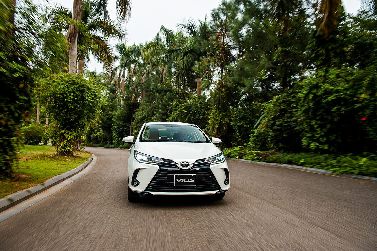 Toyota Vios tiếp tục giữ vị trí số 1 trong phân khúc sedan hạng B,