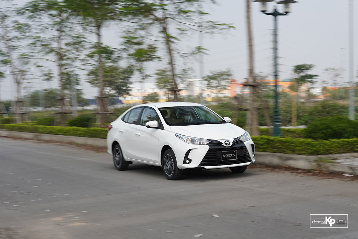 Ưu nhược điểm xe Toyota Vios 2021: a12