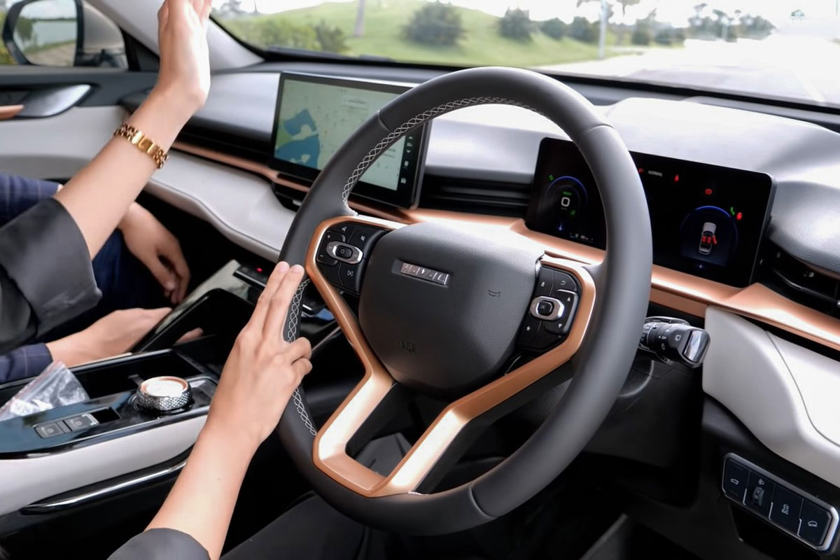 "Bóc tách" Haval H6 2021 ngoài đời thực, liệu đủ hấp dẫn để đấu Tucson, CR-V khi về Việt Nam? a6