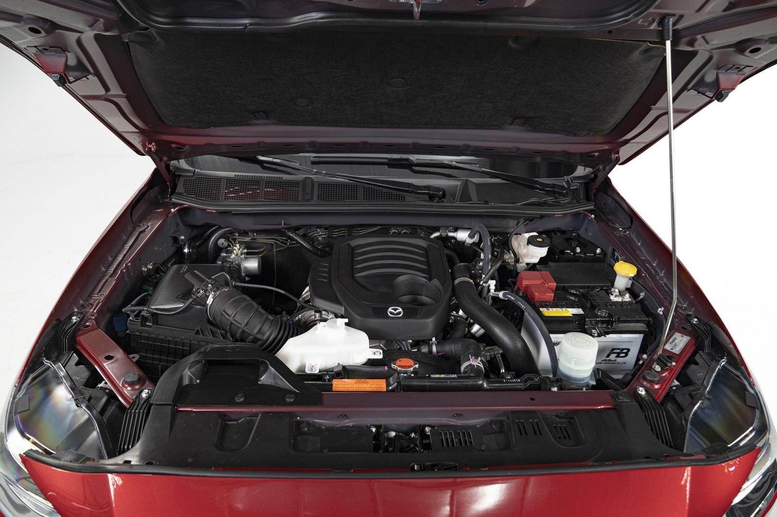 Để Mazda BT-50&nbsp;lăn b&aacute;nh hợp ph&aacute;p tr&ecirc;n đường, ngo&agrave;i khoản tiền mua xe, bạn c&ograve;n bỏ th&ecirc;m chi ph&iacute; lăn b&aacute;nh 1