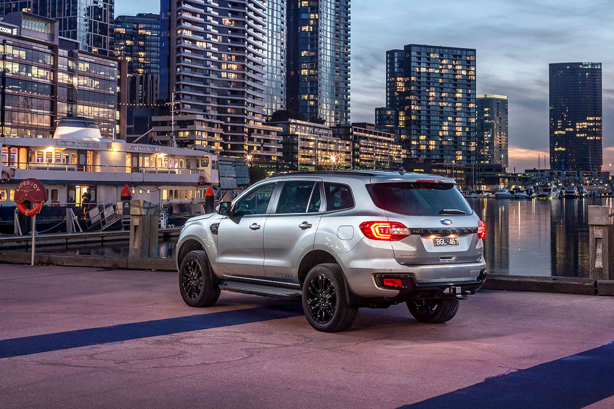 10 Điều Bạn Kh&ocirc;ng N&ecirc;n Bỏ Lỡ Với Ford Everest 4.