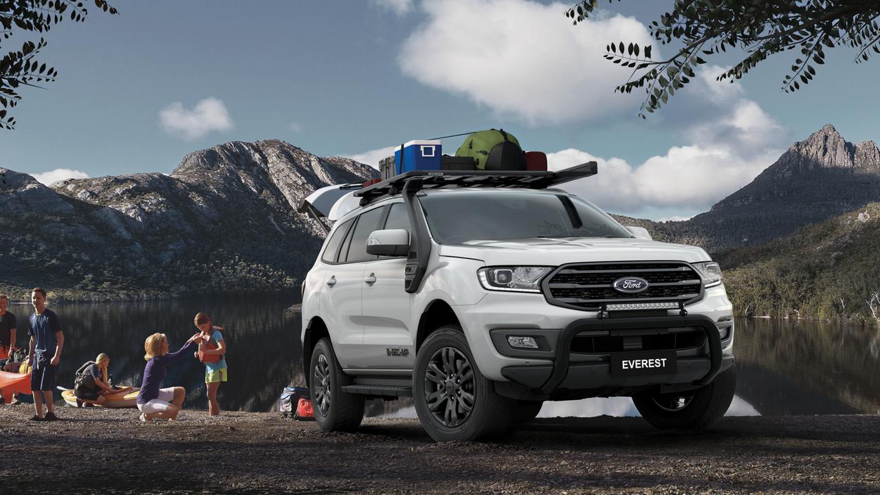 10 Điều Bạn Kh&ocirc;ng N&ecirc;n Bỏ Lỡ Với Ford Everest 1.