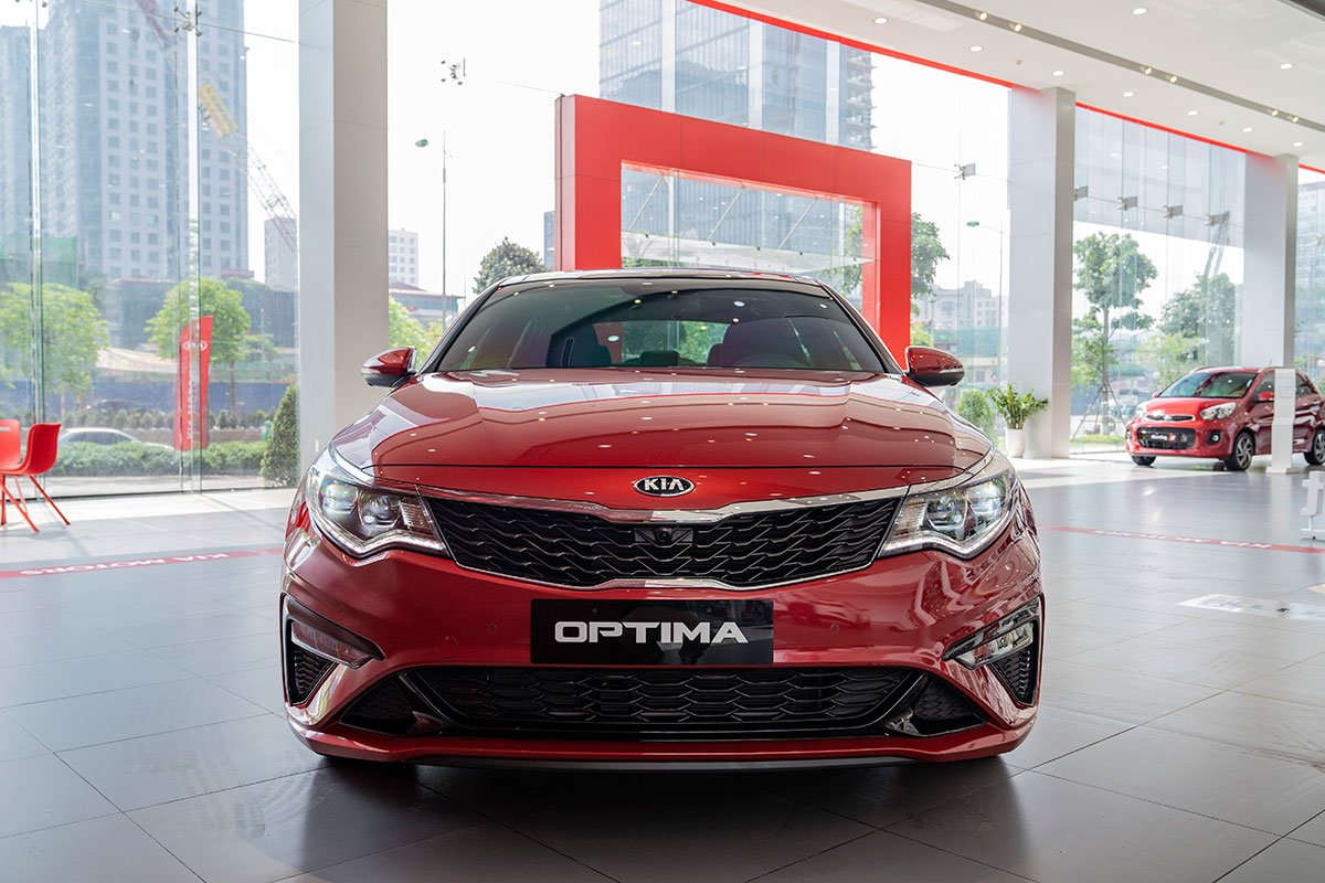 Kia Optima cũng được đồn đo&aacute;n đ&atilde; r&uacute;t khỏi thị trường Việt.