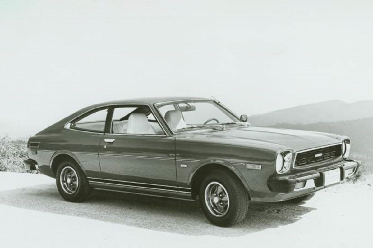 Toyota Corolla thế hệ thứ 3.