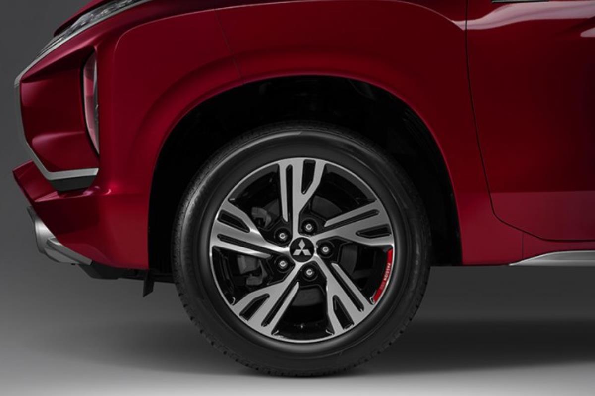 Mitsubishi Xpander Passion Red Edition lazang 1