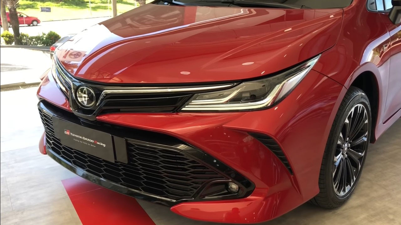 Diện kiến Toyota Corolla Altis GR Sport 2021 tại đại lý a2