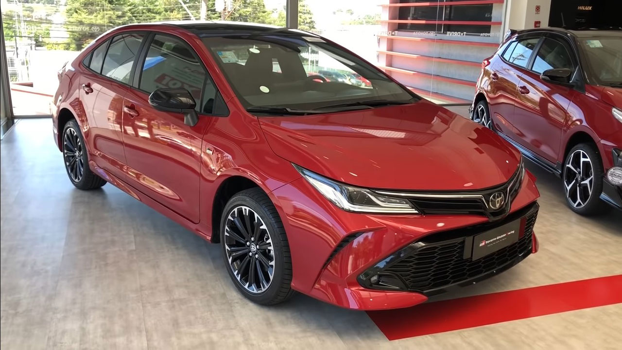 Diện kiến Toyota Corolla Altis GR Sport 2021 tại đại lý a1