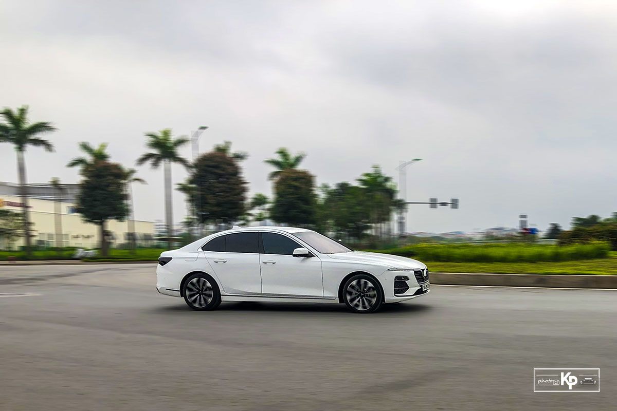 Ưu nhược điểm xe VinFast Lux A2.0 2021 6 Ưu nhược điểm xe VinFast Lux A2.0 2021 a6