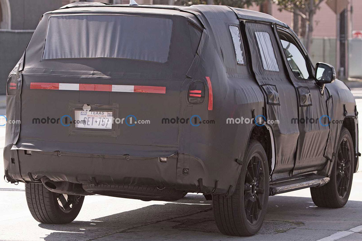 Lexus LX thế hệ mới được nguỵ trang 2.