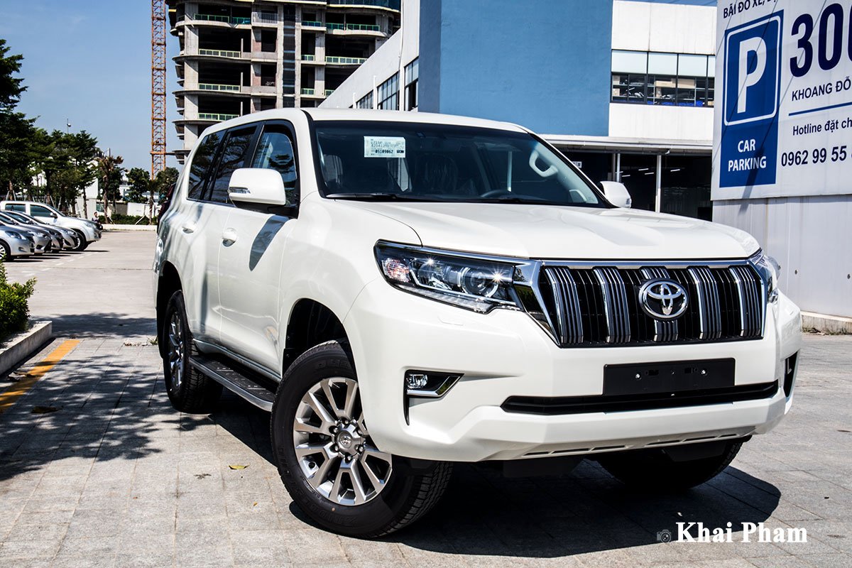 Bất chấp mùa dịch, đại lý kênh giá Toyota Land Cruiser Prado 2021 lên cả trăm triệu 1