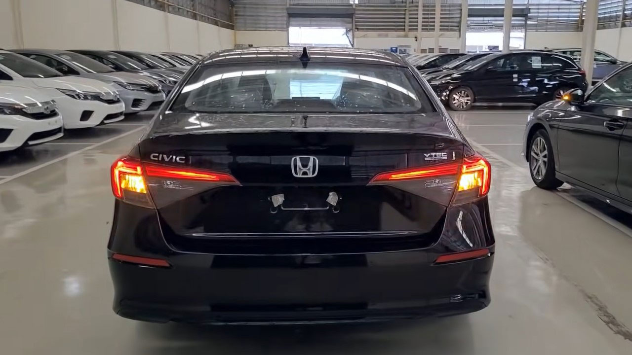 v a25