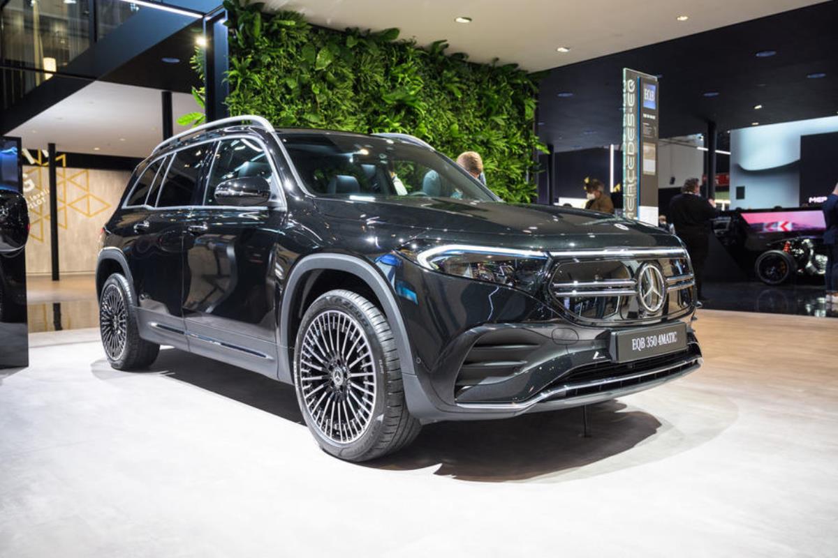 Mercedes EQB SUV 1