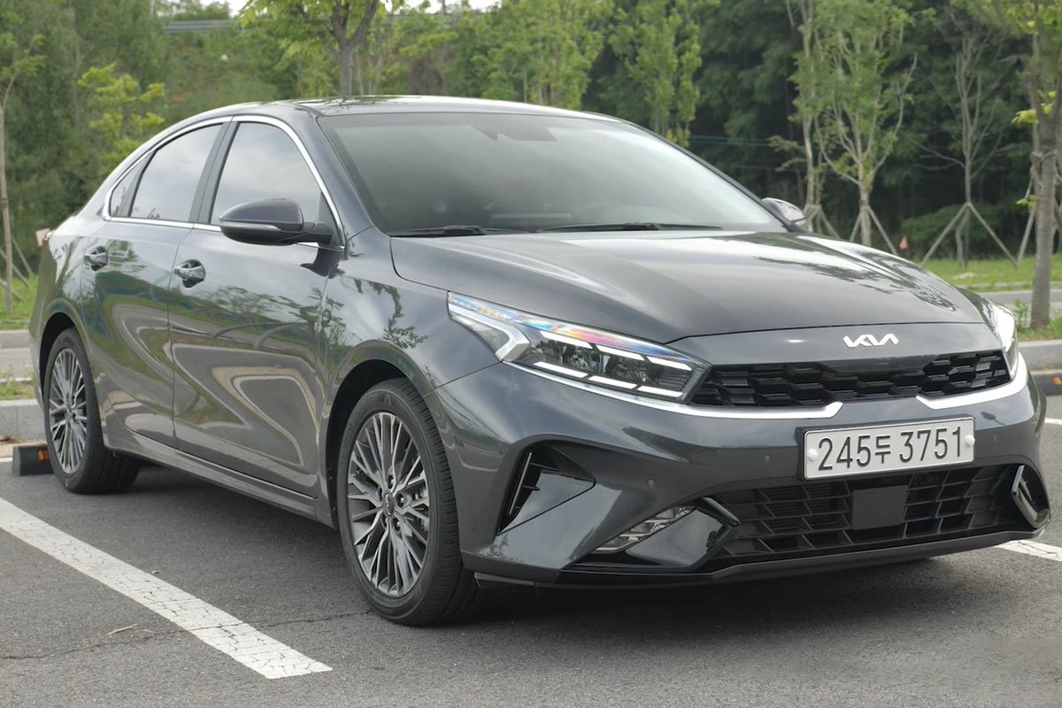 Kia Cerato 2022 phiên bản nâng cấp sắp ra mắt thị trường Việt 1