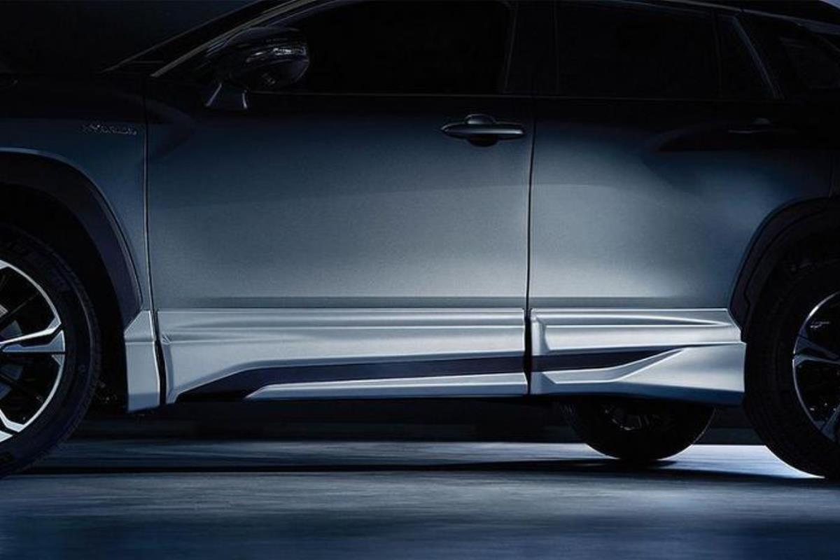 Toyota Corolla Cross Modellista mặt ngang 1