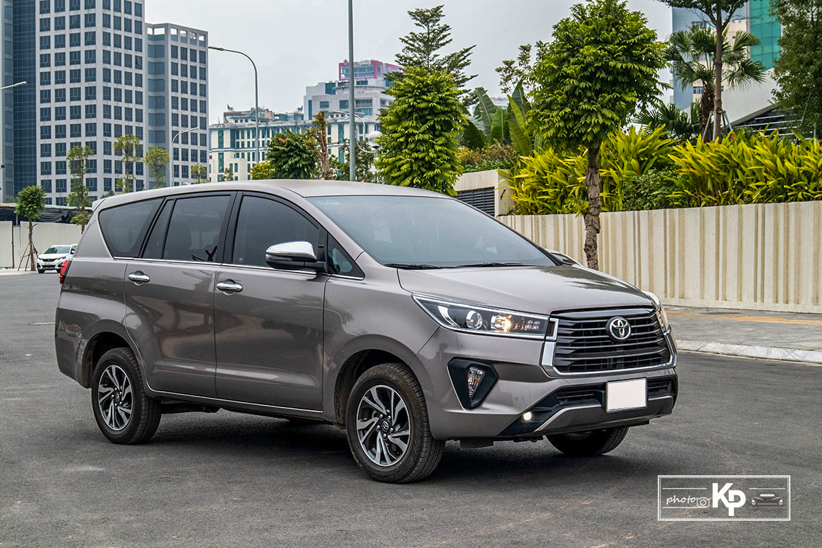 Toyota Innova -  "&ocirc;ng vua" doanh số 1 thời đi đua Top xe b&aacute;n ế, v&igrave; sao n&ecirc;n nỗi? a2