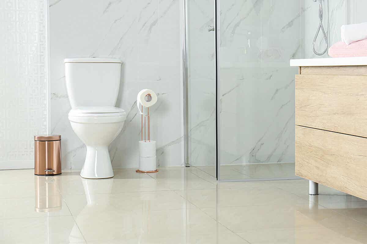 nhà vệ sinh tông màu trắng chủ đạo