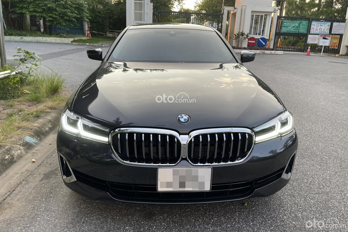 BMW 520i Luxury Line 2021 có thiết kế tươi mới
