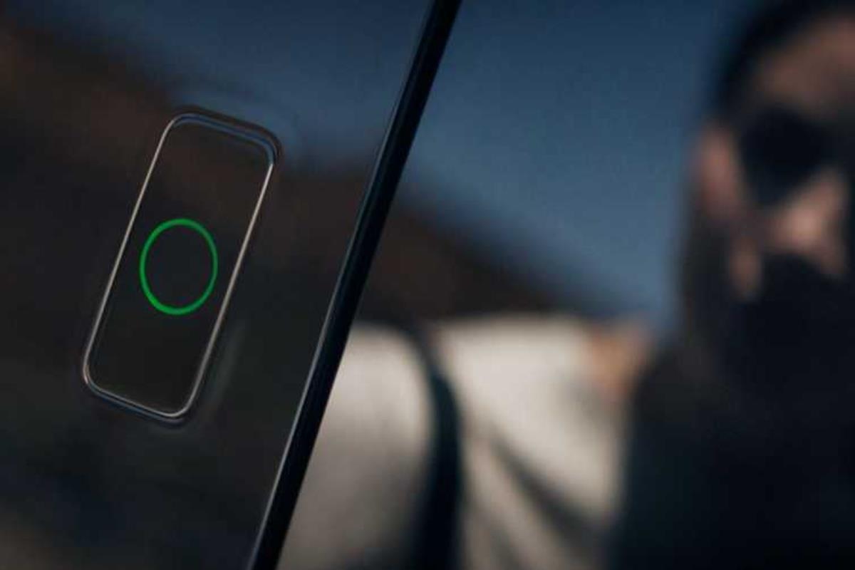 Genesis GV60 nhận dạng khu&ocirc;n mặt