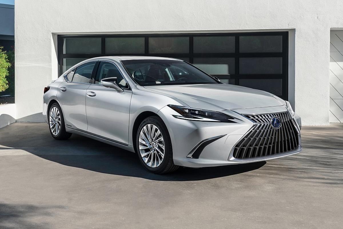 Lexus ES 2022